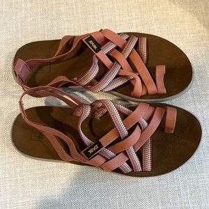 Teva Pink Sandals - Size 8